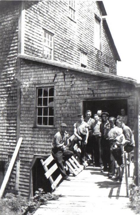 Historie du Moulin à laine d'Ulverton - Musée industriel en Estrie sur l’histoire industrielle du Québec, shop de laine